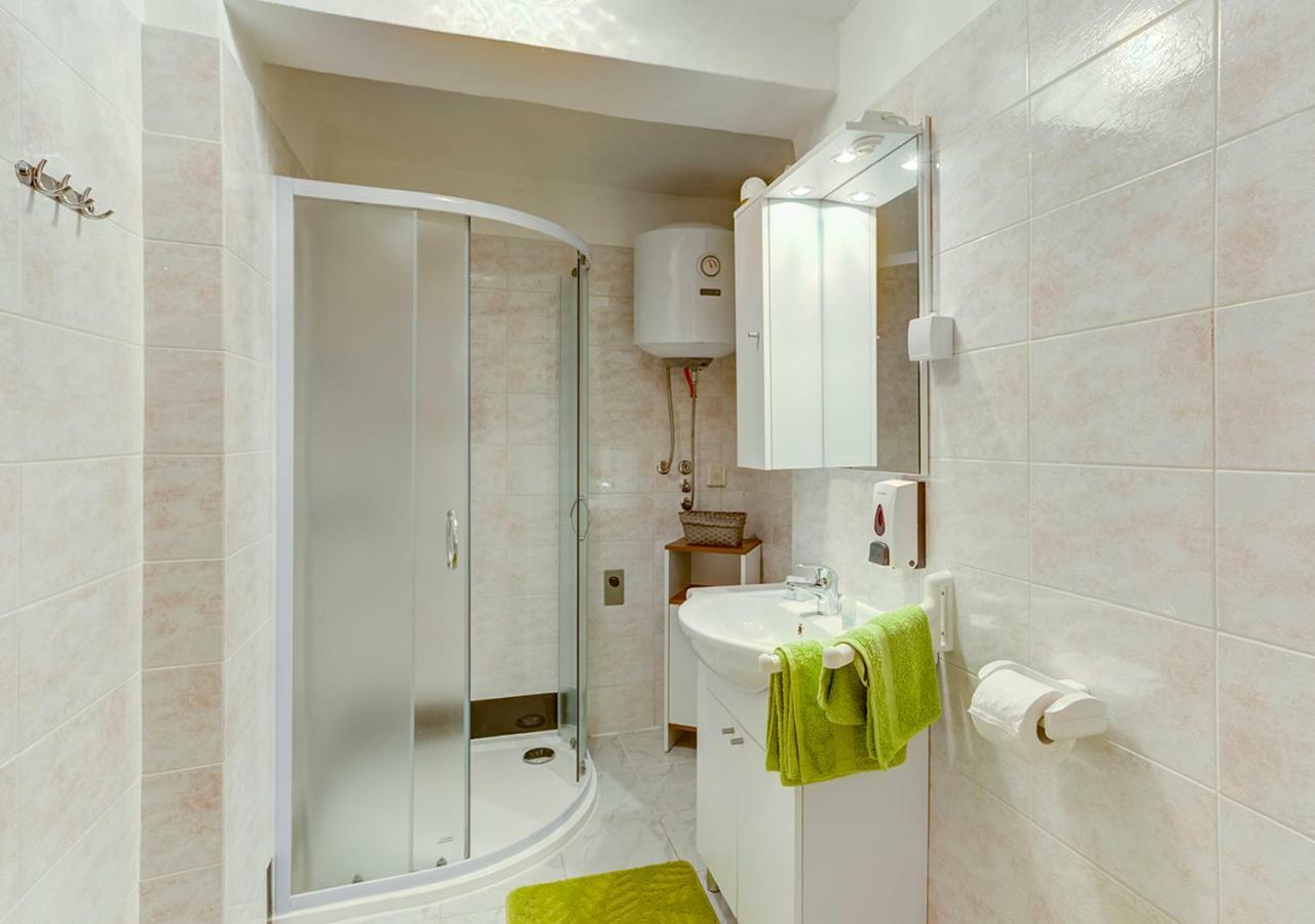 Apartments Vretenar Novigrad Istria Kültér fotó